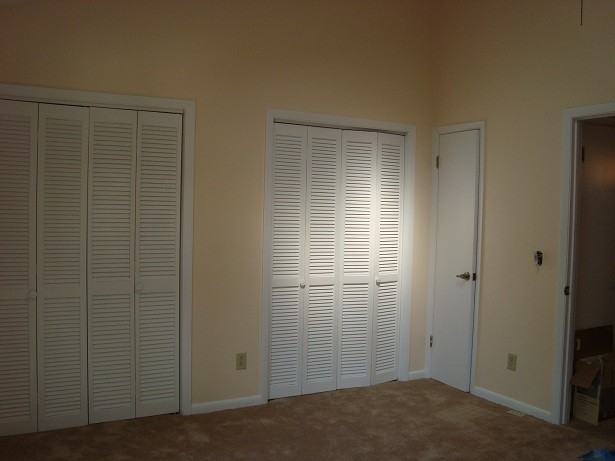 801 Kelly Dr #1 - Photo 3 of 4