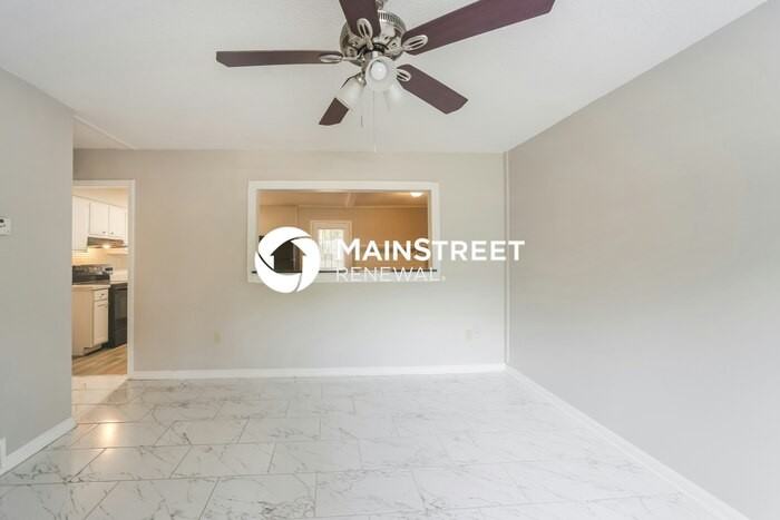 5059 Applewood Dr - Photo 3 of 16