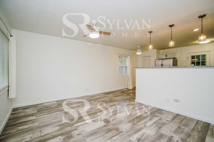 2756 Dolby Dr - Photo 6 of 16