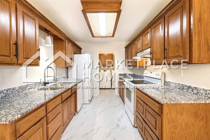 4309 W Patrick St - Photo 7 of 18