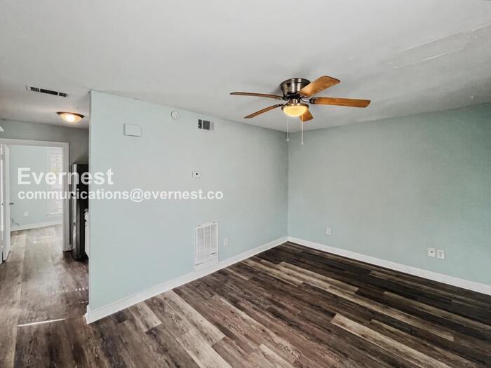 810 Madison St #C - Photo 7 of 23