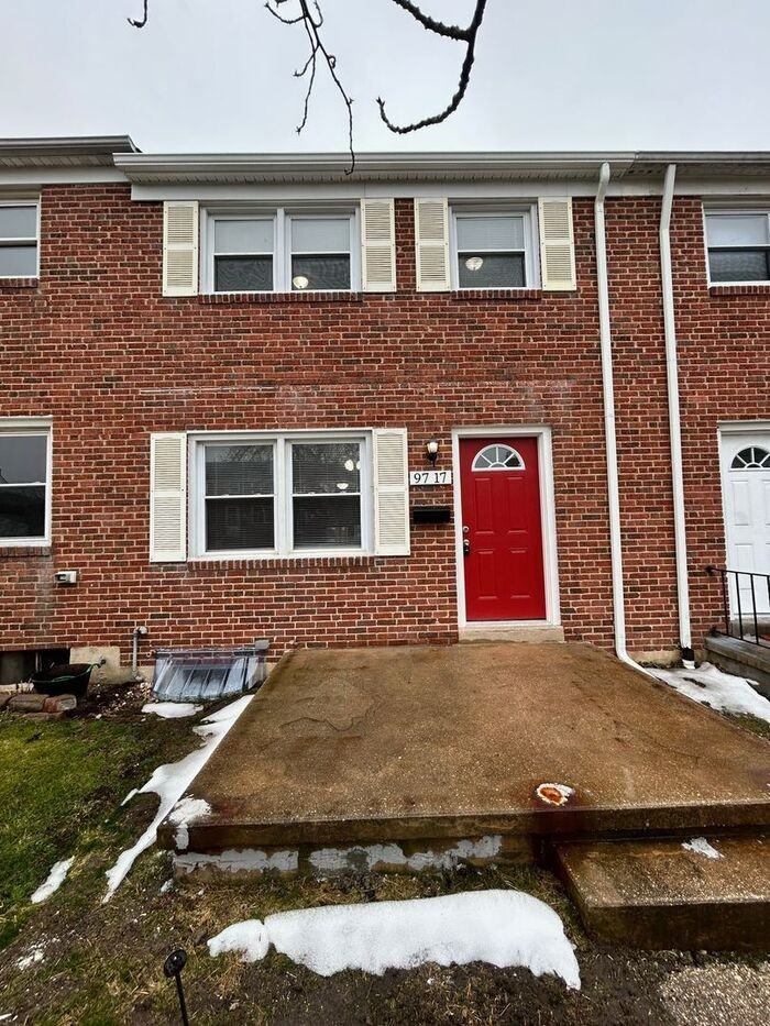 9799 Matzon Rd - Photo 2 of 12