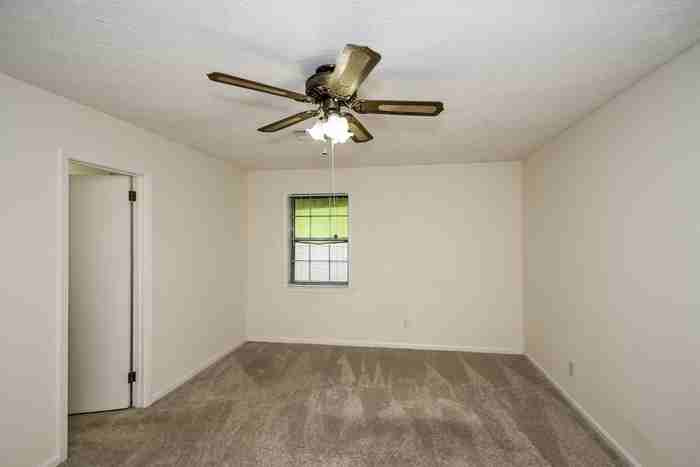 623 Marlyn Dr - Photo 5 of 10