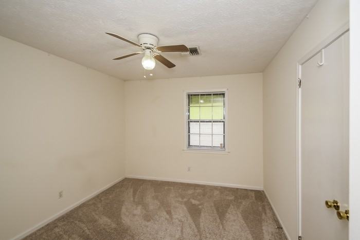 623 Marlyn Dr - Photo 7 of 10