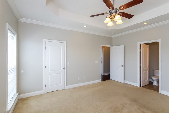 616 Dunrobin Ln - Photo 5 of 10