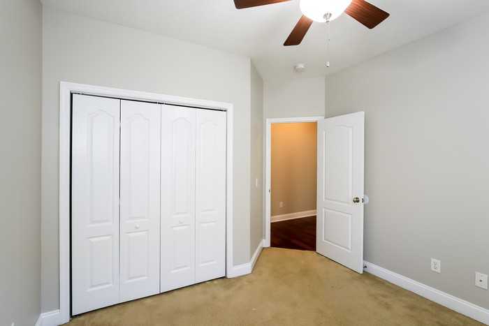 616 Dunrobin Ln - Photo 7 of 10