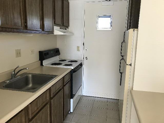 1419 Dominis St - Photo 3 of 5