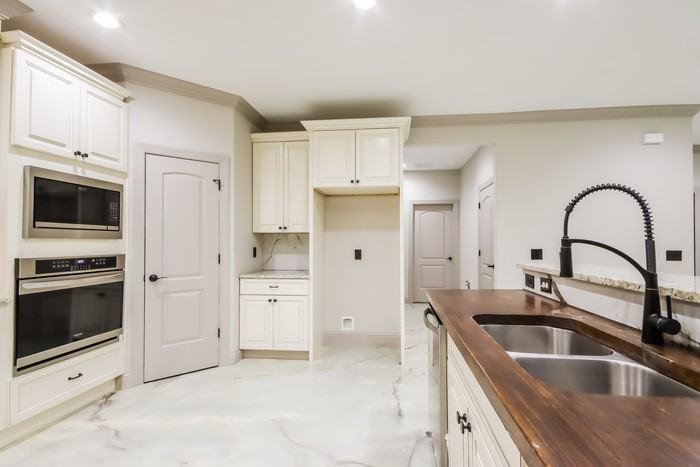 1823 Black Bear Dr - Photo 7 of 17