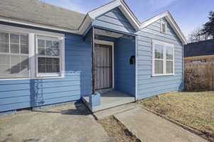 featured image of 1052 National St