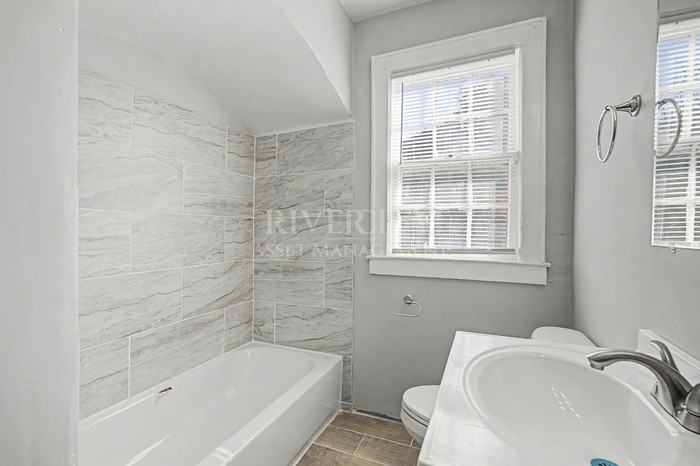 1052 National St - Photo 7 of 16
