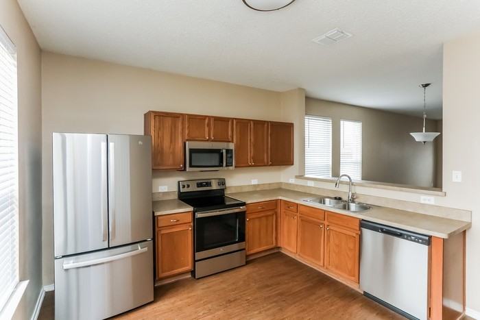 2214 Sumac Dr - Photo 7 of 17