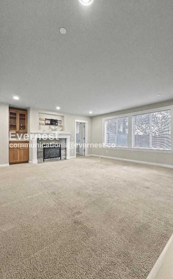 18822 1st Ave Nw - Photo 5 of 29