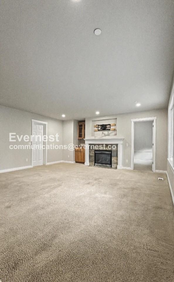 18822 1st Ave Nw - Photo 6 of 29