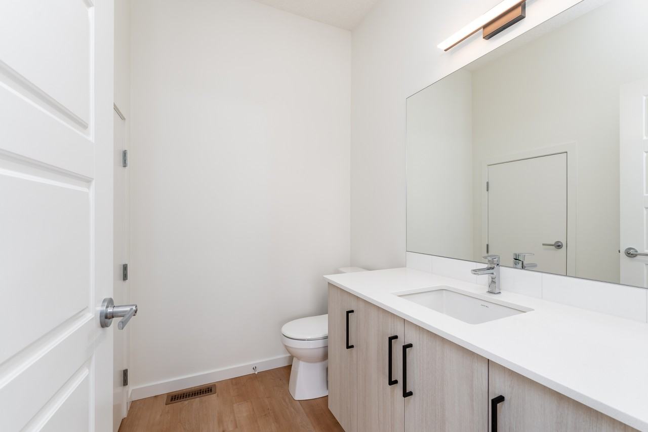 11935 124 St Nw #1 - Photo 4 of 28