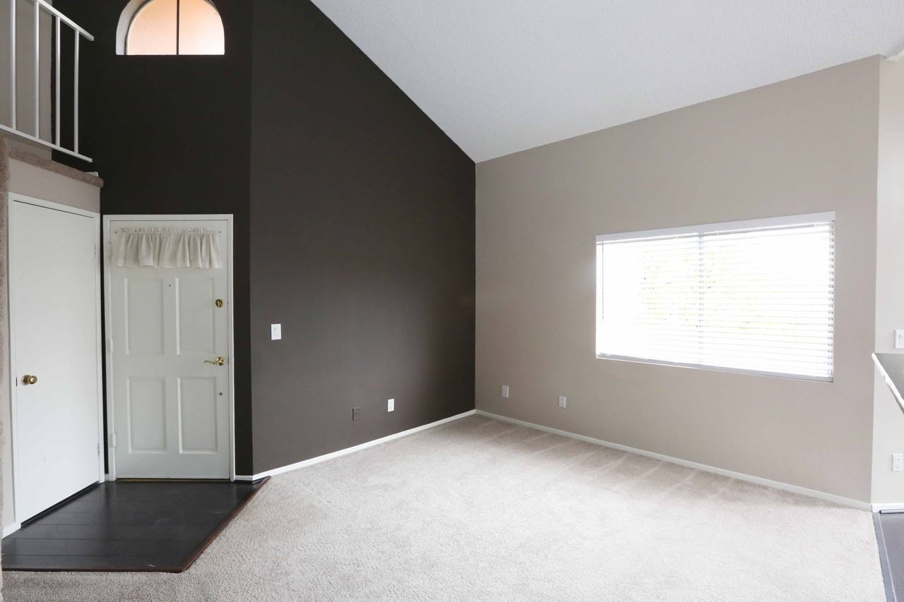 19808 Sandpiper Pl #2 - Photo 4 of 28