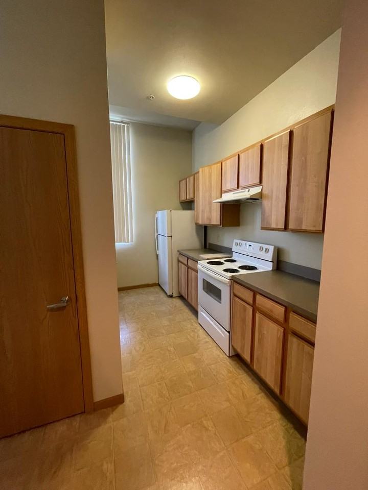 Sterne Brunson School - Photo 5 of 30