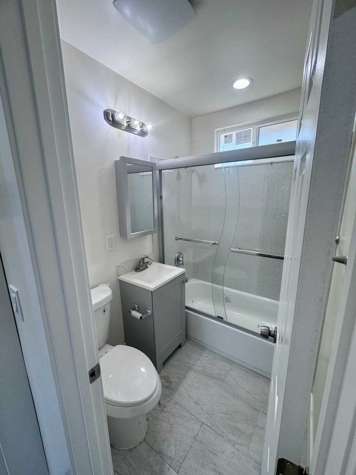 1697 C St #1699 - Photo 6 of 19