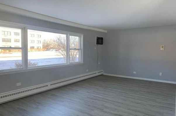 390 Executive Dr #101 - Photo 4 of 8