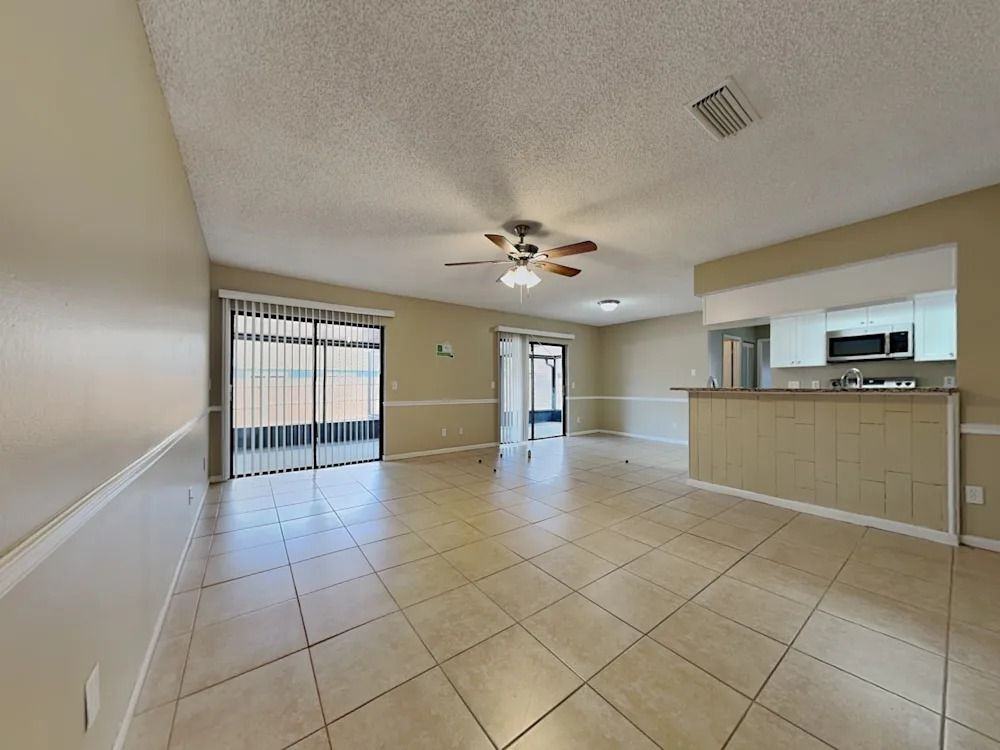 1317 N Myrtlewood St #NA - Photo 3 of 6