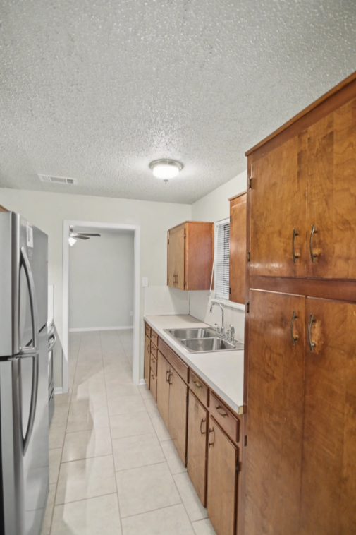 1210 Sherry Ln #NA - Photo 5 of 20