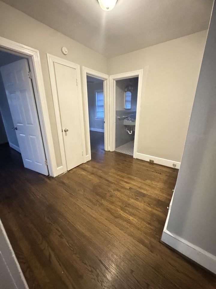 628 Eastern Ave #NA - Photo 4 of 15