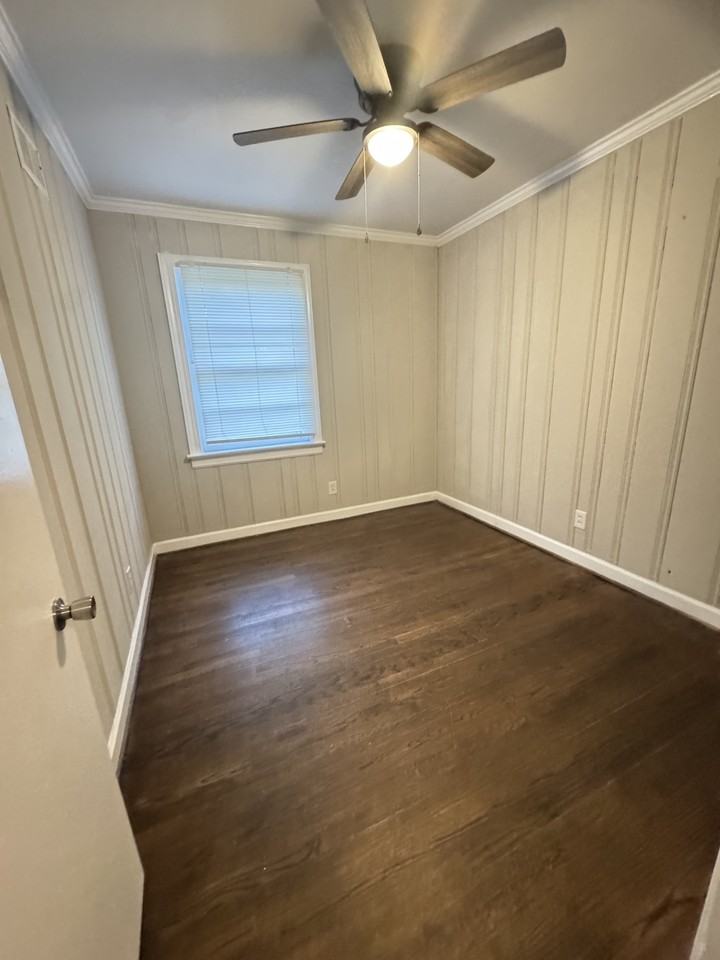 628 Eastern Ave #NA - Photo 6 of 15