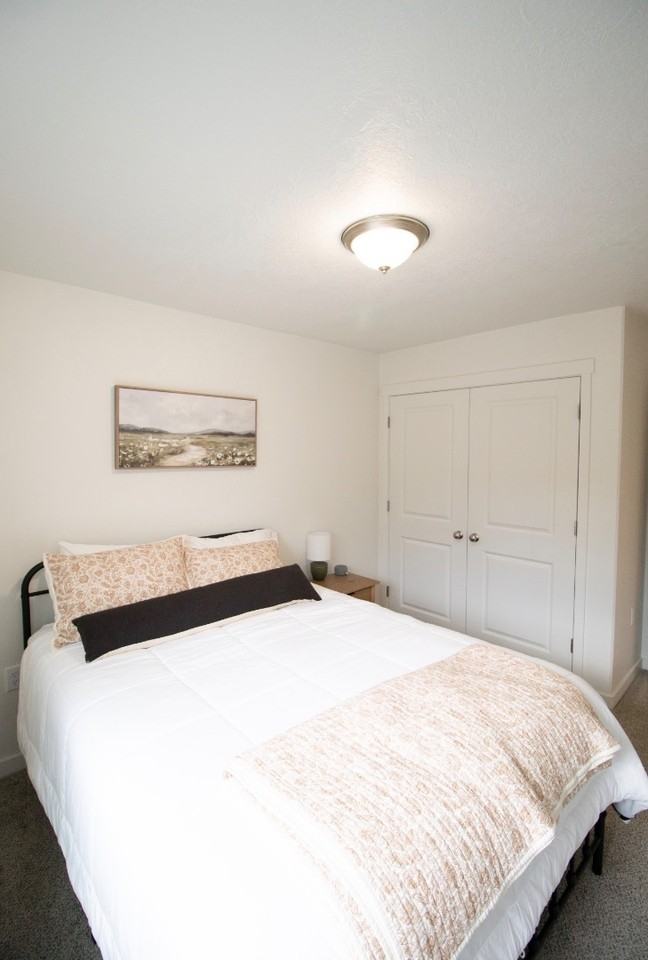 1014 W Quinn Rd Apt 230 - Photo 2 of 13