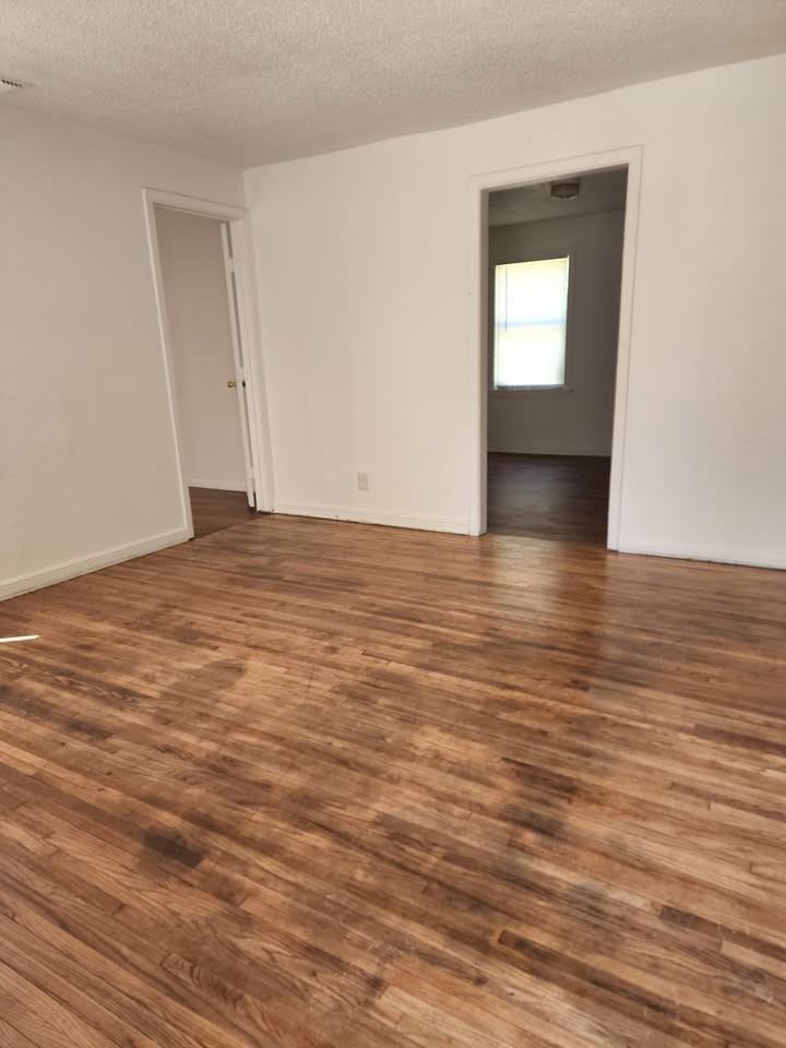 1213 E Shaw St #NA - Photo 5 of 10