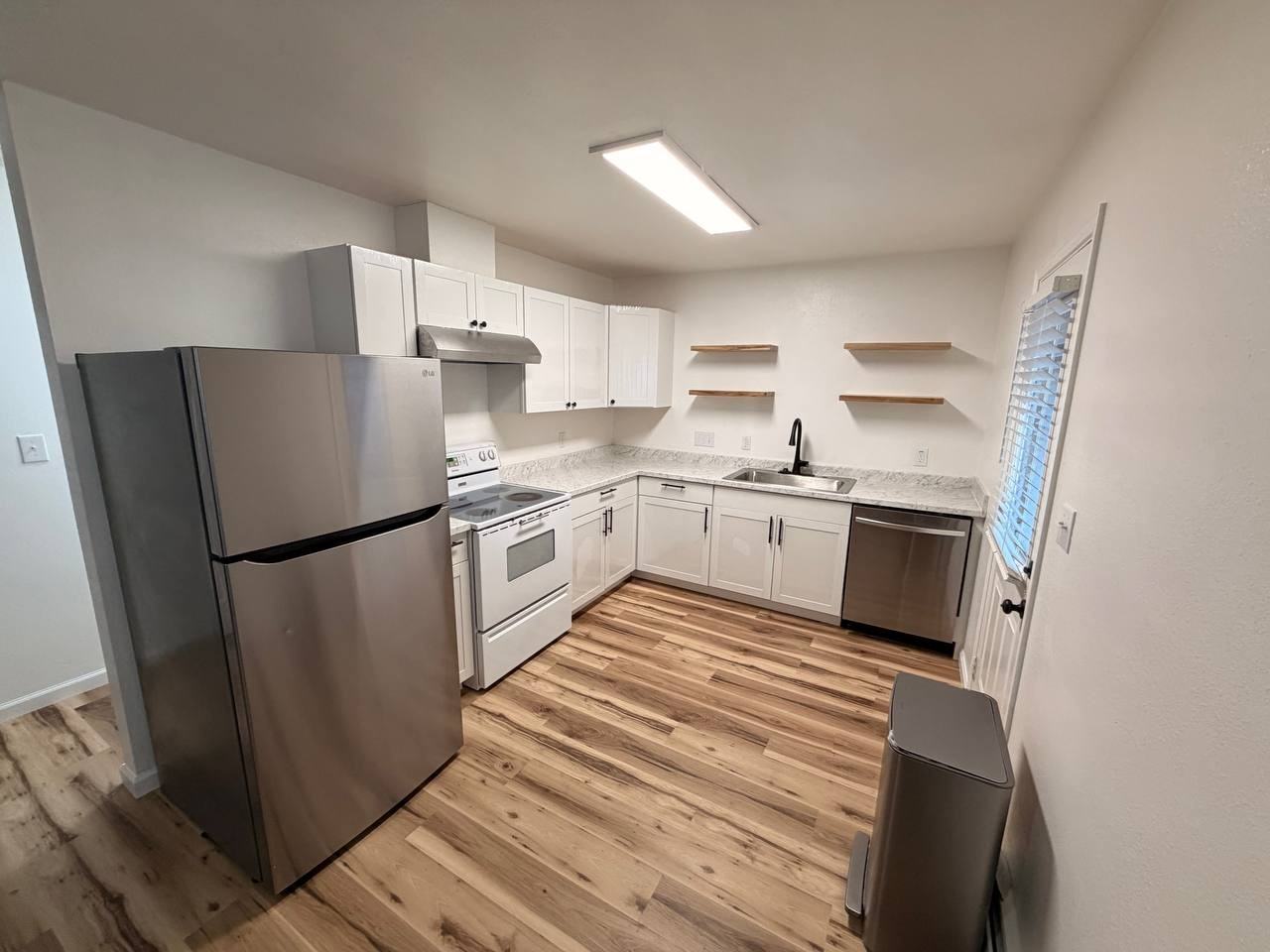 2000 Blueberry St #2000 - Photo 4 of 20