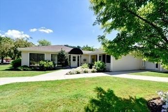 29 Village Rock Ln #6 - Photo 2 of 11