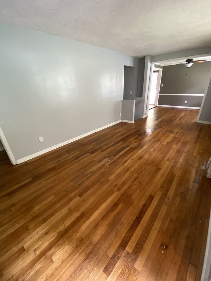 2261 Capehart Cir Ne #NA - Photo 2 of 10