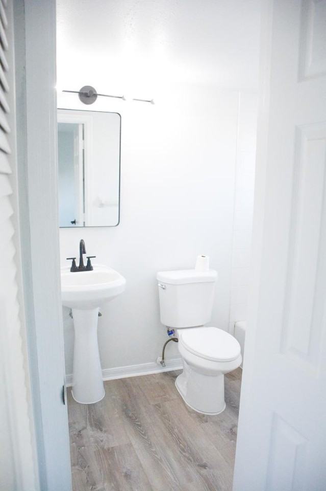 211 Circle Dr Apt 27 - Photo 4 of 20