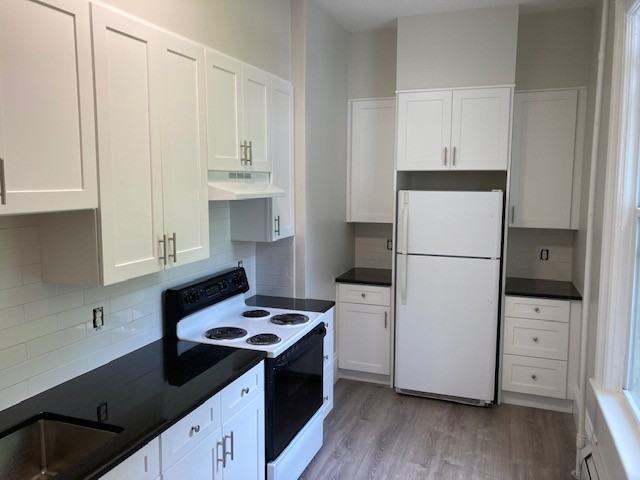 117 Northampton Rd #117 - Photo 2 of 12