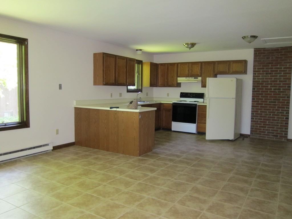 66 Summer St #66 - Photo 4 of 7