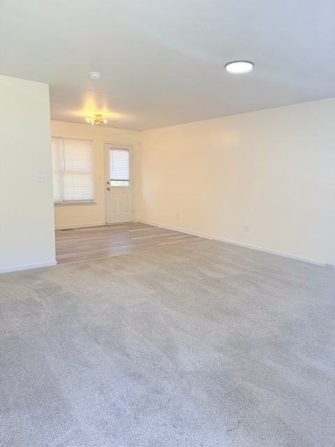 606 North St #A - Photo 5 of 18