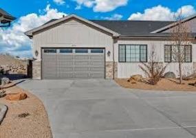 featured image of 1870 Wellington Ave