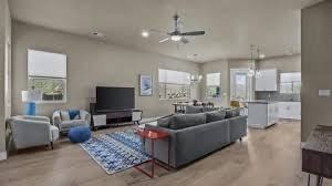 1870 Wellington Ave - Photo 3 of 12