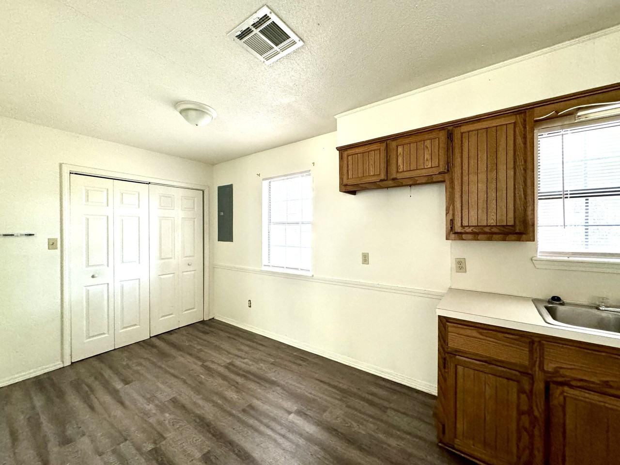 301 Carson Rd #1 - Photo 4 of 7