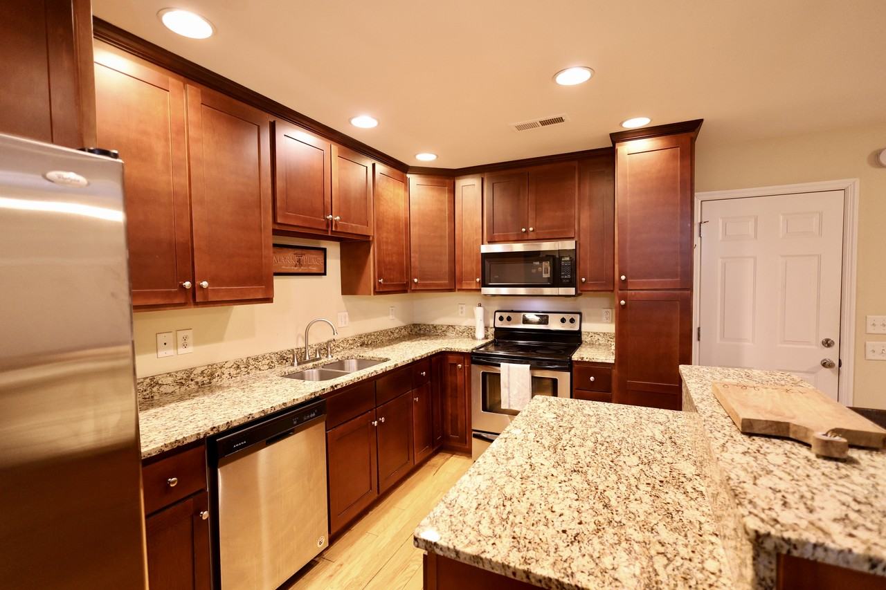 18th Ave #5 - Photo 3 of 19