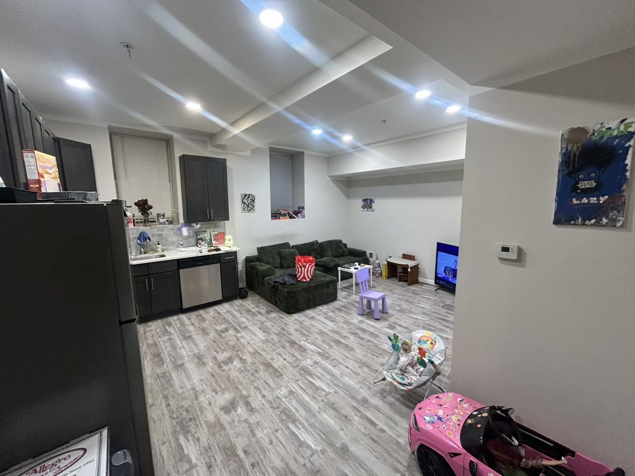 3016 E Thompson St - Photo 6 of 6