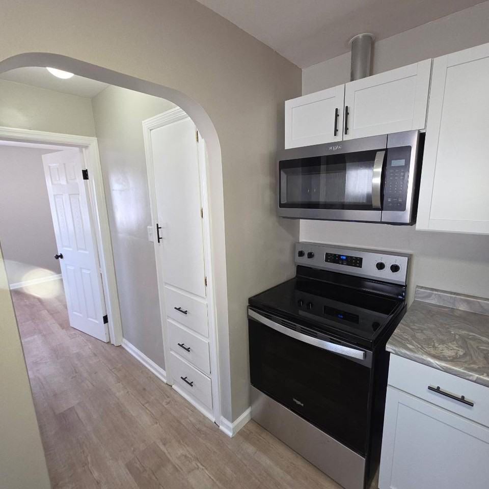 705 S J St & 705 1/2 S J St - Photo 3 of 8