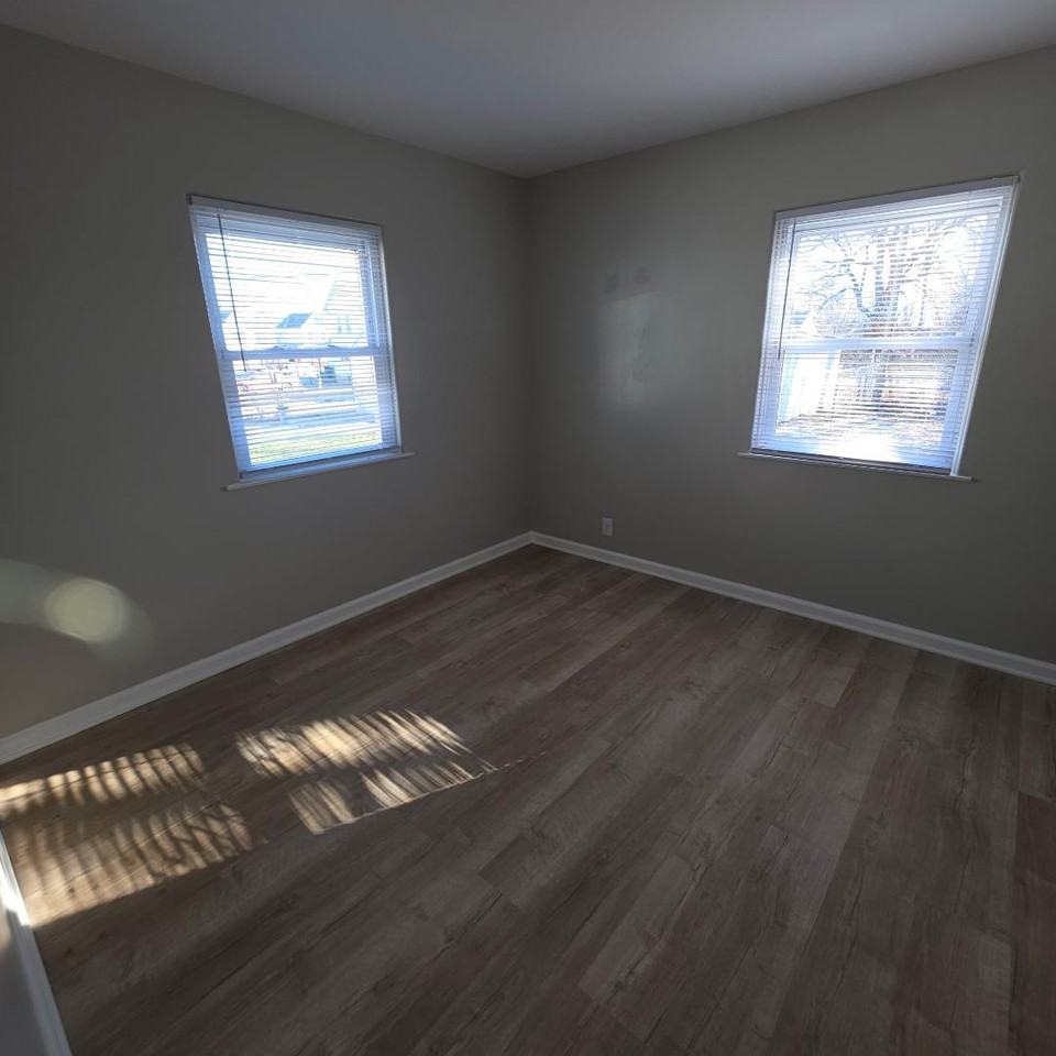 705 S J St & 705 1/2 S J St - Photo 5 of 8