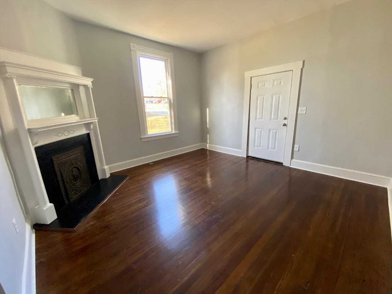 317 Grove St - Photo 3 of 10