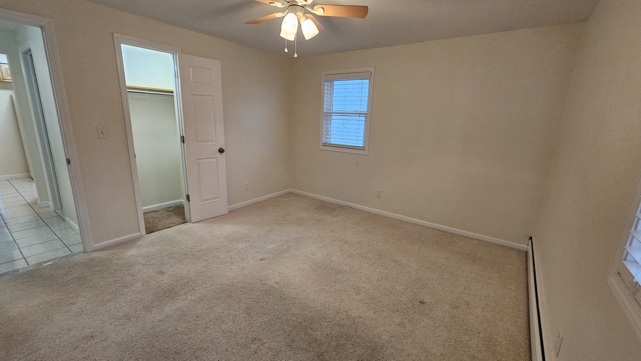 667 Indian Church Rd #3 - Photo 6 of 12