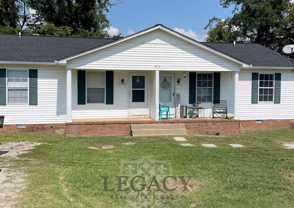 103 Cloverdale Dr #B - Photo 1 of 1