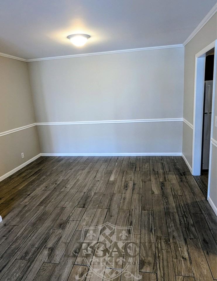 370 Wallace Rd #D13 - Photo 3 of 15