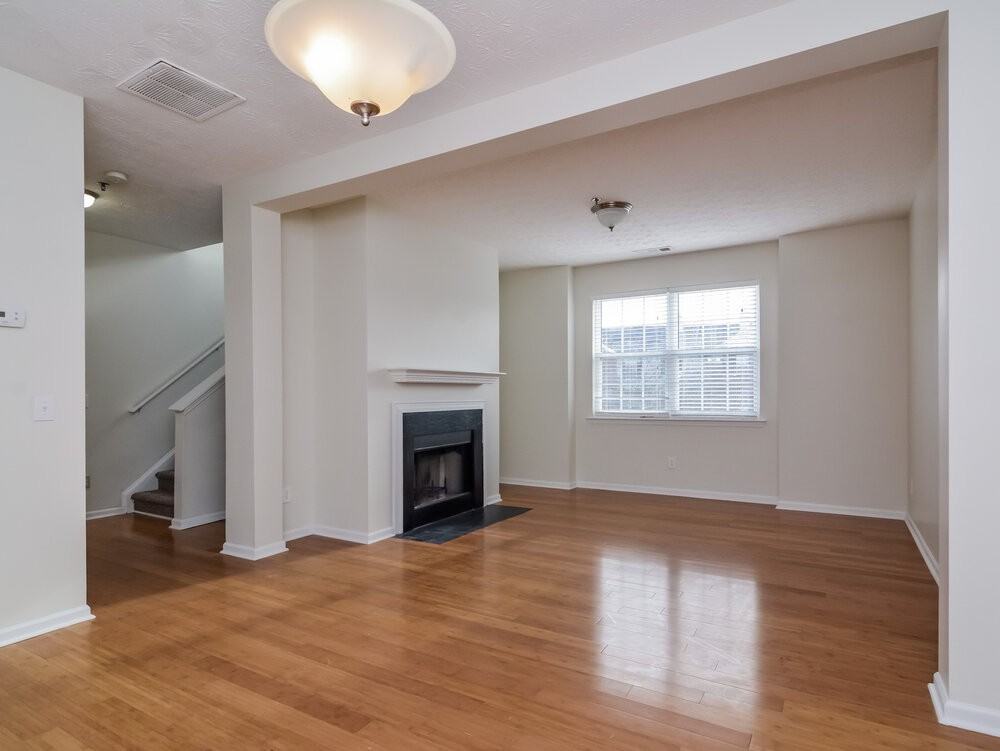 142 Weatherstone Square Dr - Photo 3 of 15