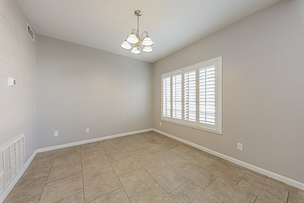 4533 E Annette Dr - Photo 6 of 17