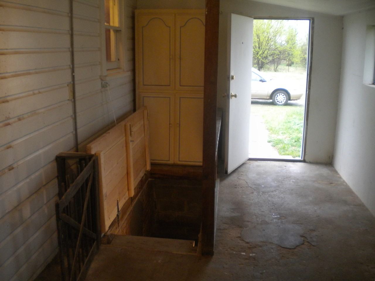 14237 Sw 44th St #1 - Photo 4 of 13