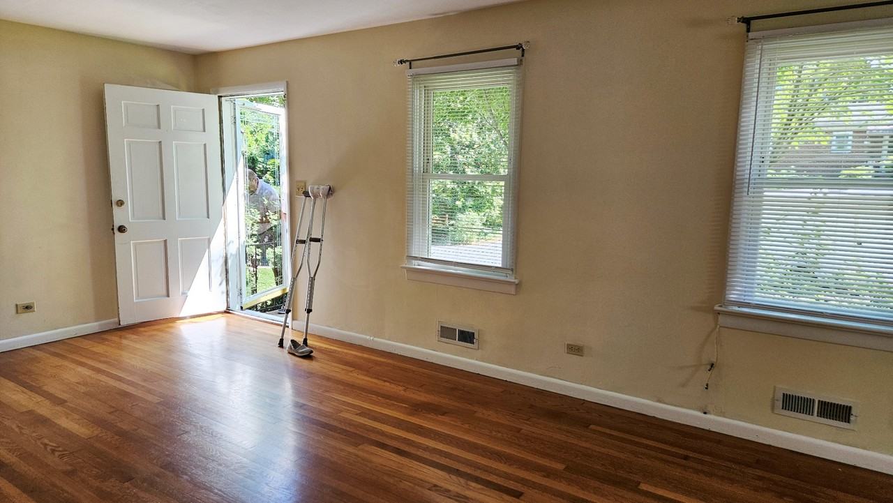 413A Moseley Dr #A - Photo 2 of 13